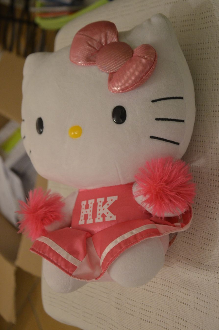 Hello Kitty Spielzeuge: HELLO KITTY GROSS – Gebraucht aus Chiasso von Dolly015