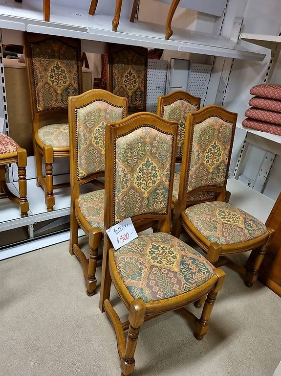 Sedie: Chaises à liquider. Divers modèles – Nuovo e nell'imballaggio originale da Lausanne venduto da casa56 4
