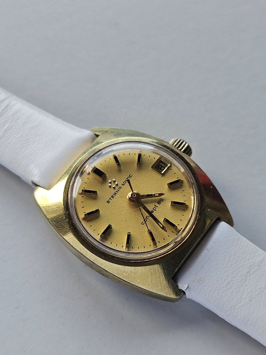 Eterna Orologi: 403 Eterna  Matic Concept 80 Date 1969 Damenuhr – Usato da Berikon venduto da mmm21 1