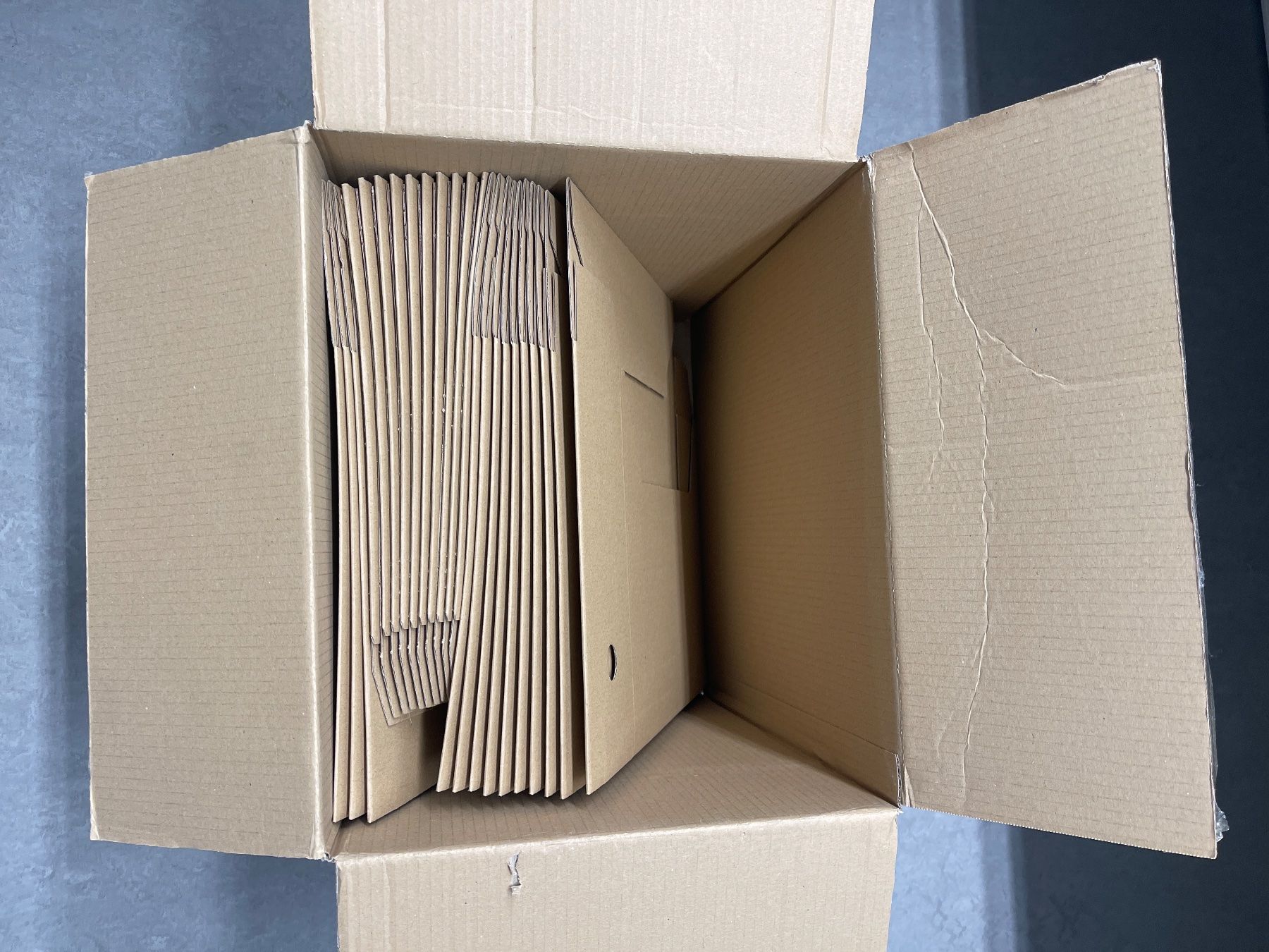 Ordner: 23 neue Archivschachteln aus Karton – Gebraucht aus Matzingen von carola71 1