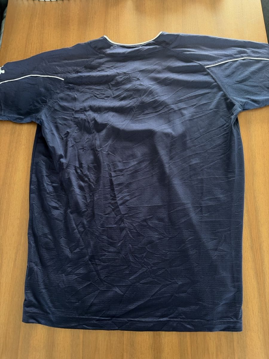 Under Armour Canottiere & Pantaloni: Blaues Jersey – Nuovo (secondo la descrizione) da Dietikon venduto da me9_mh2j 1