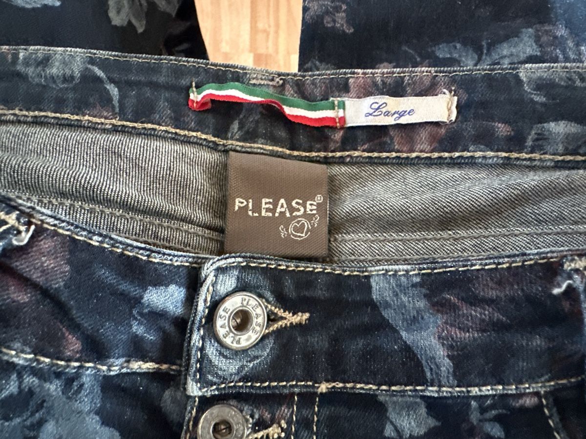 Please Jeans Jeans: Please Jeans, Blumenmuster, Grösse L, einf. Bundweite 40 cm – Usato da Wald AR venduto da Jakusi95 2