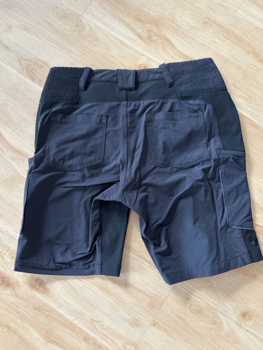 Engelbert Strauss Pantaloni: Damen Strauss Hosen, Grösse 42, elastisch – Usato da Grüt (Gossau ZH) venduto da Minnymaus2 2