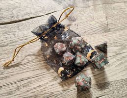 Lot de dés JDR artisanaux neufs