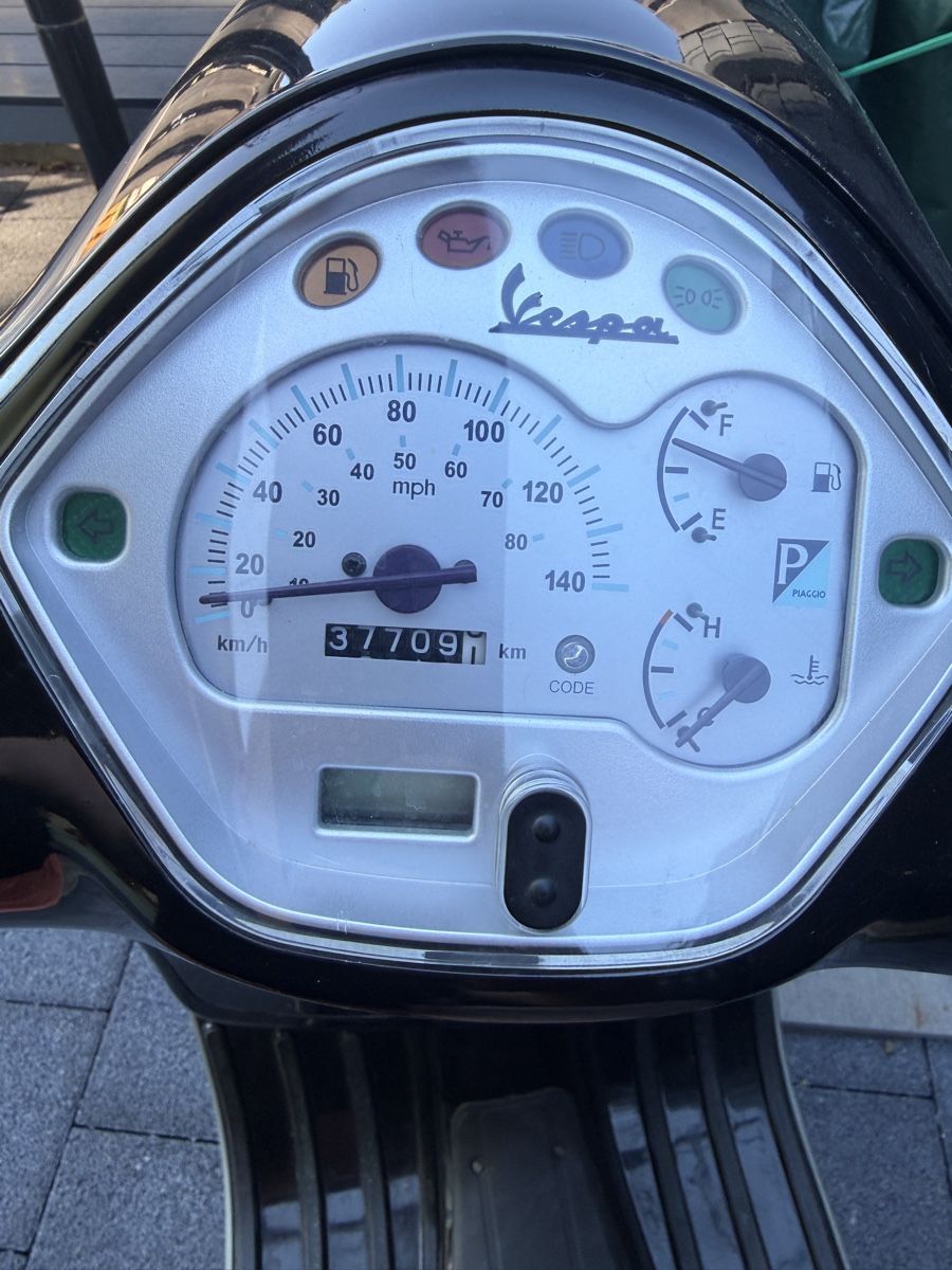 Vespa Scooter: Vespa GTS 125 – Usato da Fulenbach venduto da dt_21 2