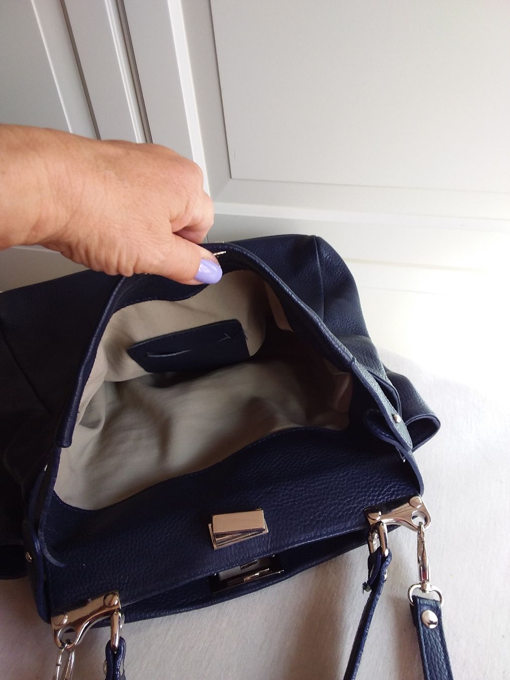 Taschen für Damen: Blaue Ledertasche  – Gebraucht aus Fey von ladamedunil 4