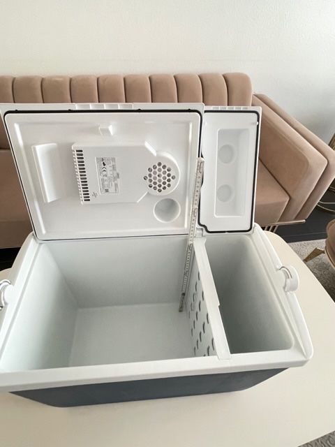 Mobicool Frigoriferi & Refrigeratori: MOBICOOL  Kühlbox Ac/Dc- 12/220 V – Usato da Dietikon venduto da Conborno 4