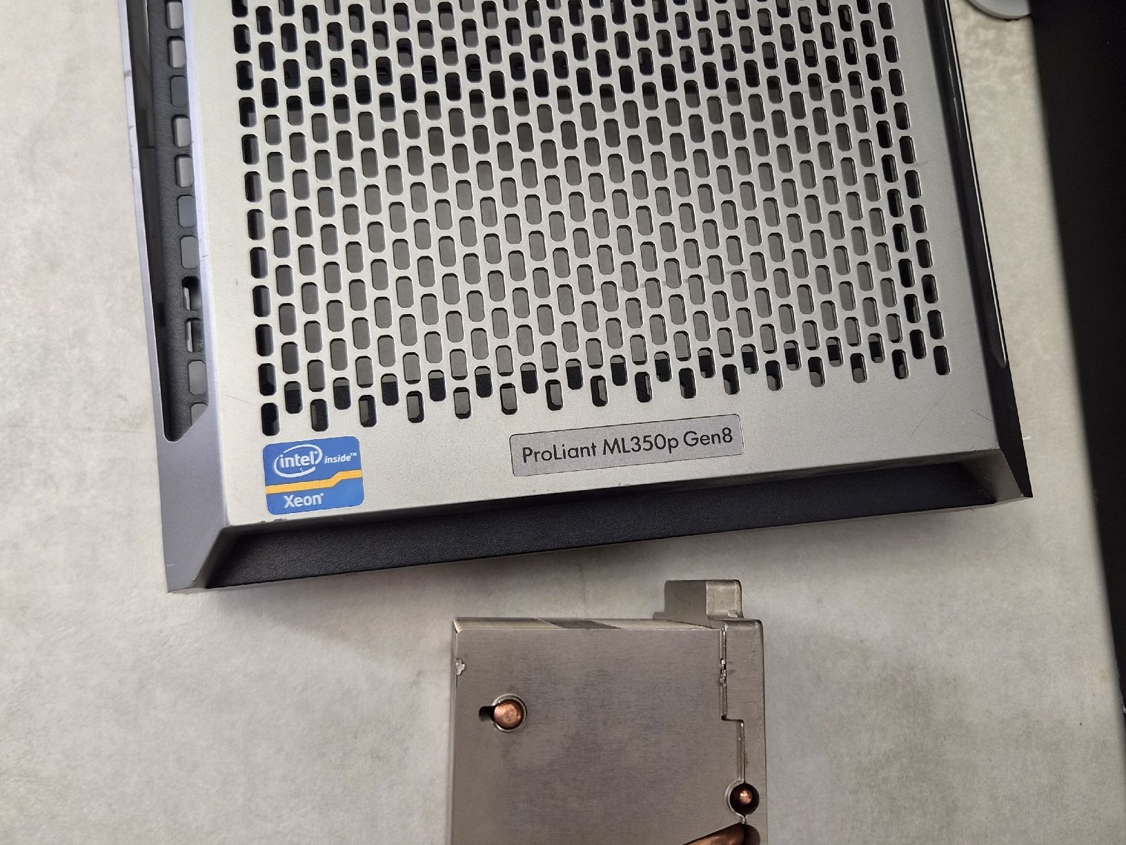 Hewlett Packard Server: HP ProLiant ML350p Gen8 Server Motherboard – Usato da SCHAFFHAUSEN venduto da Atami99 8