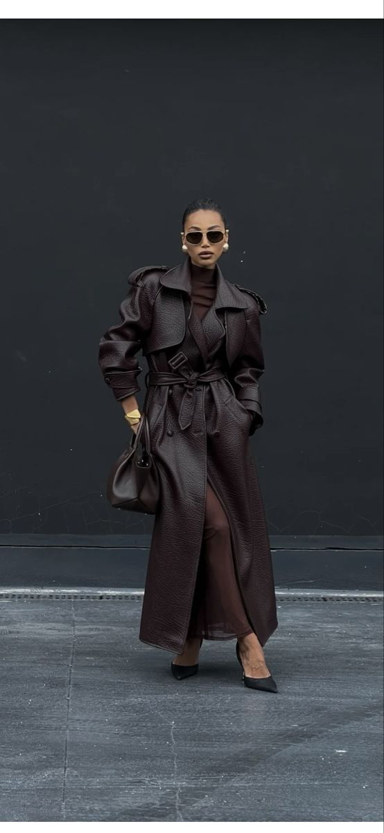 Cappotti: KAOA Mantel - BROWN GABARDINE WITH TEXTURE – Nuovo e nell'imballaggio originale da Bern venduto da ishan128 1