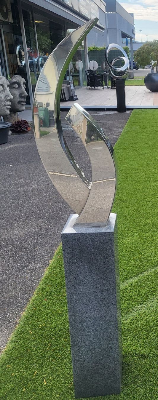 Sculture & Statue: Edelstahl Skulptur auf Granitpodest – Usato da Oftringen venduto da SCHIBLI1 1