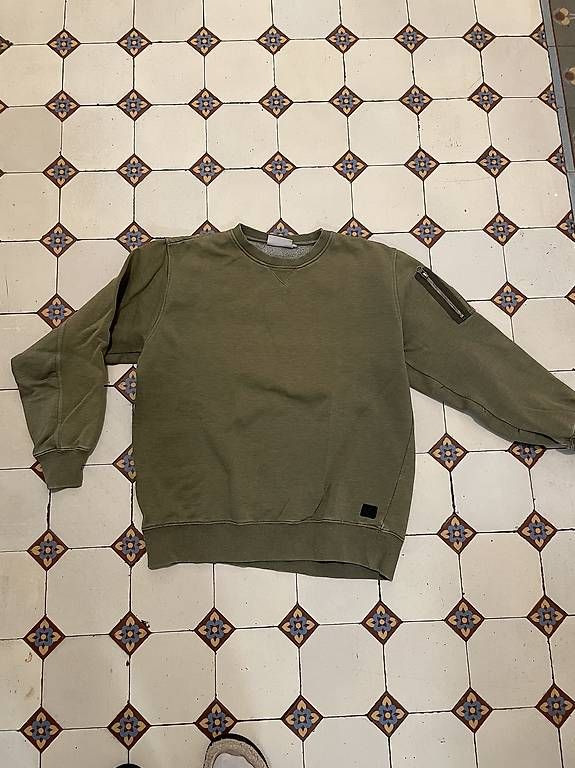Pullover & Sweatshirts: Pullover MOLO – Gebraucht aus Fribourg von samsam04