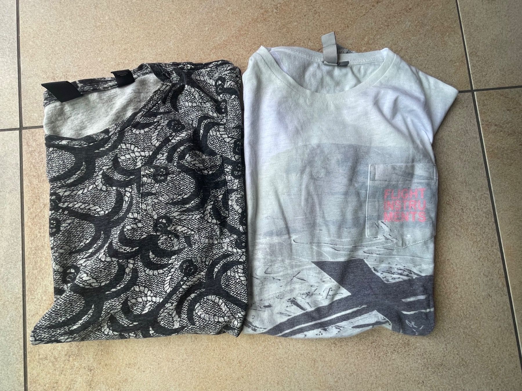 Maison Scotch Hemden, T-Shirts & Polos: 2 T Shirt 164, Scotch Shrunk – Gebraucht aus Muttenz von Susanne81002