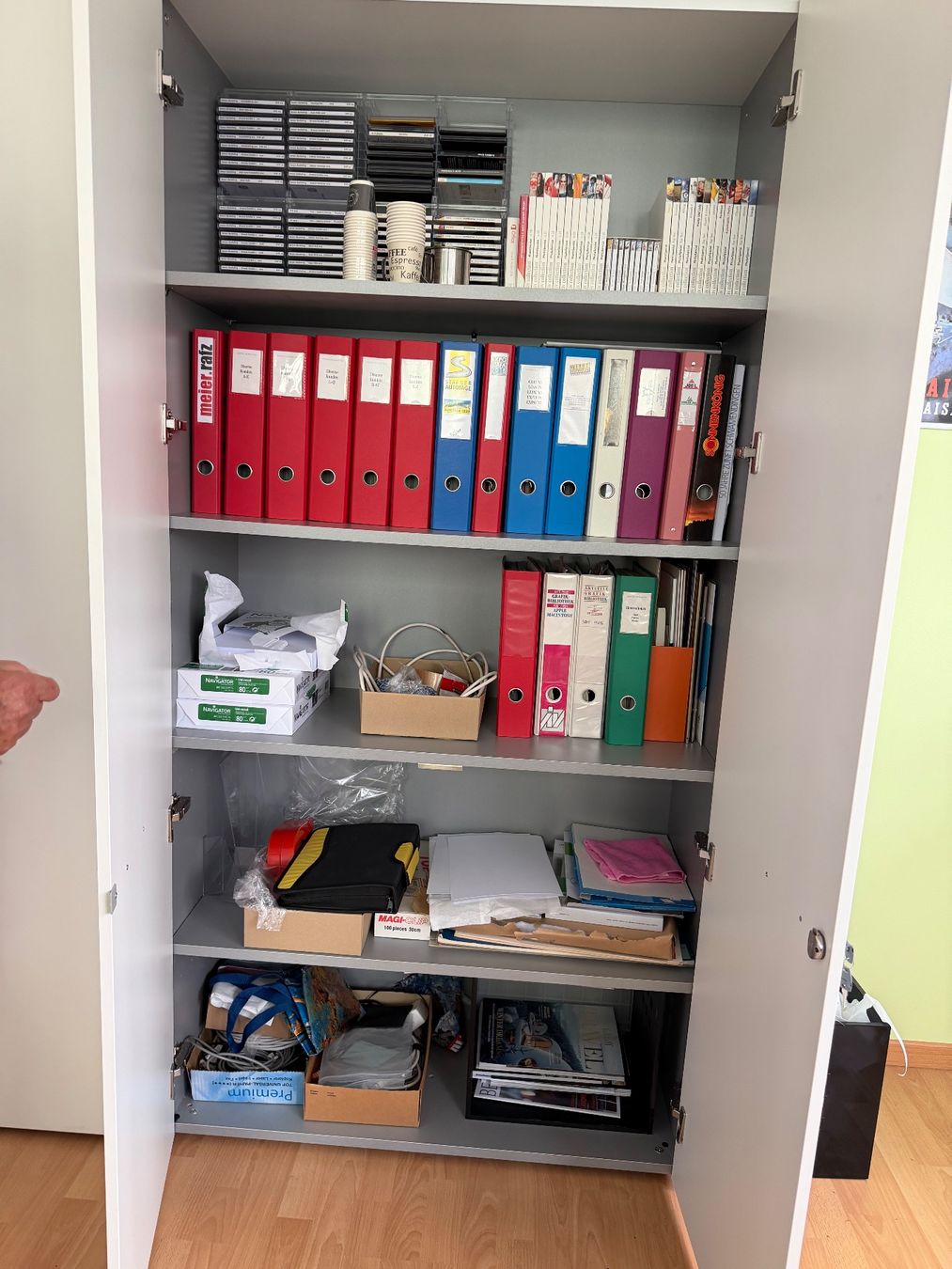 Armoires: Büroschrank – D'occasion à Stäfa par Sensor8712 2