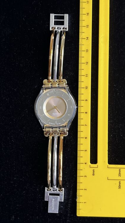Swatch Montres: Swatch Damenuhr, Gold/Silber, elegantes Design – D'occasion à Grenchen par chththl 2