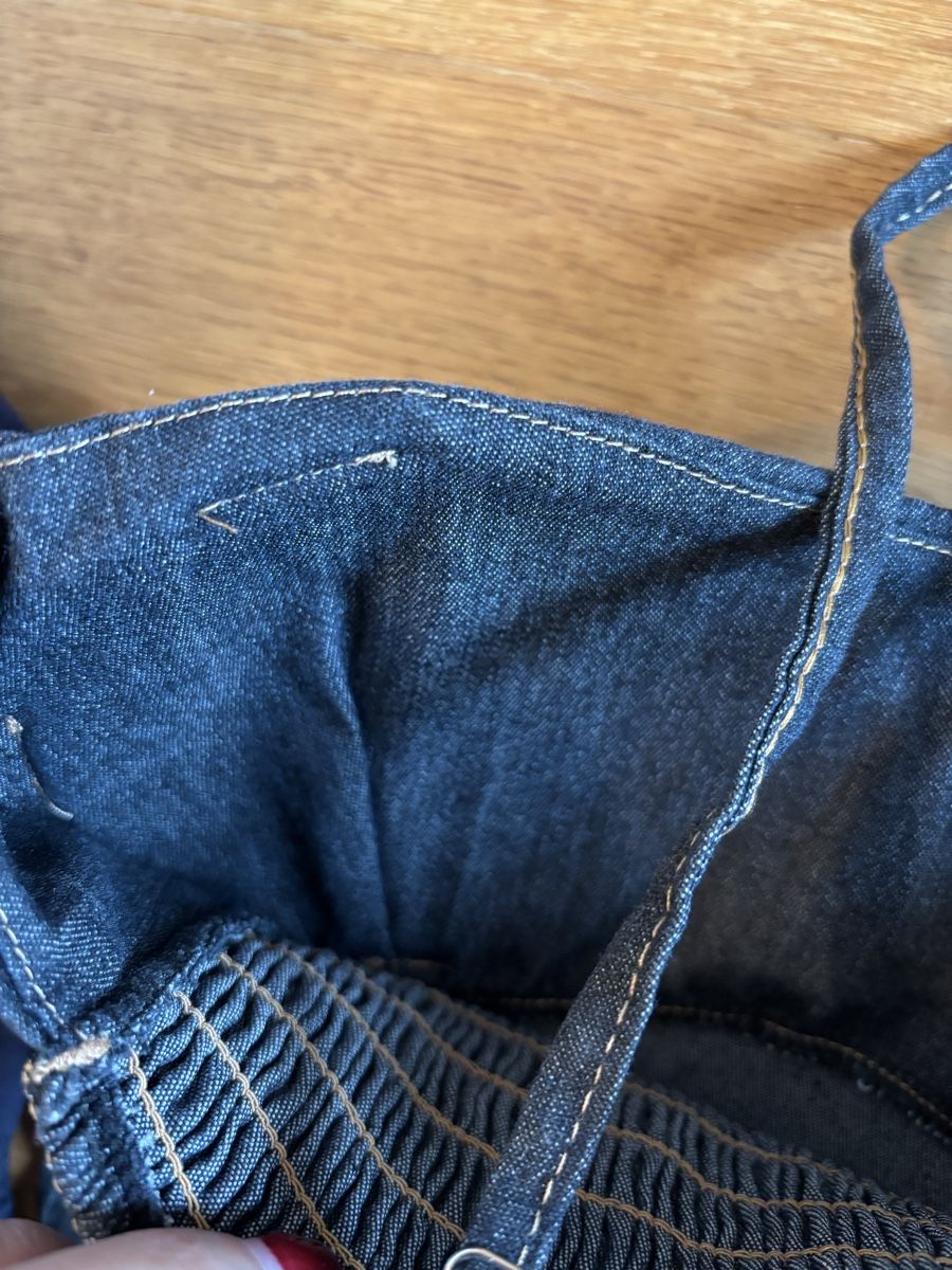 Top: Denim Crop Top – Usato da Männedorf venduto da giu_wm6d 3