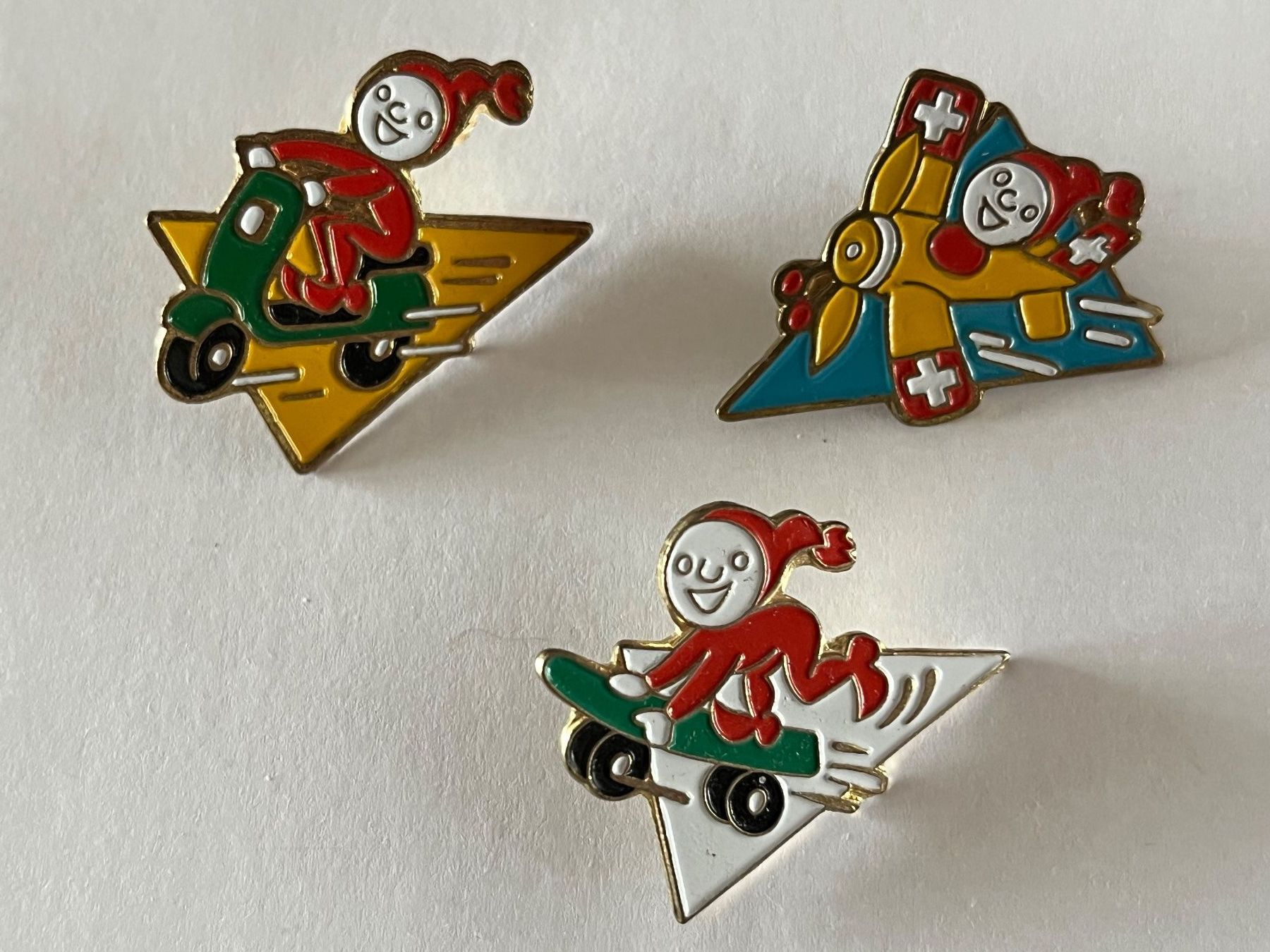 Placchette & Badge: 3 coole Knorrli Pins – Usato da Zürich venduto da Gurkis