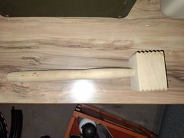 Fleischhammer aus Holz gebraucht in gutem Zustand