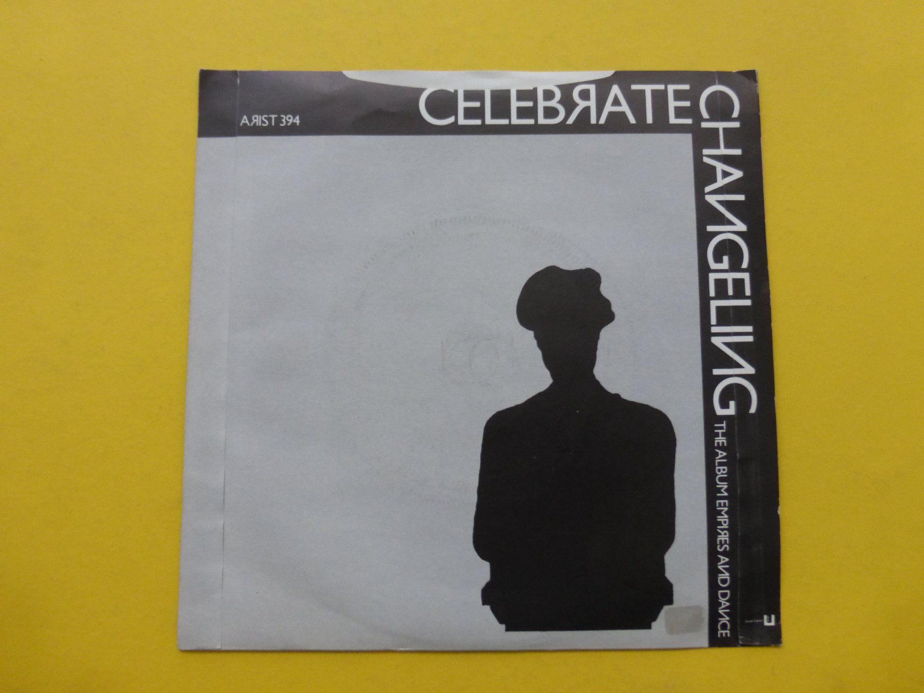 Dischi in vinile: Simple Minds – Celebrate – Usato da Zürich venduto da Swiss57 1
