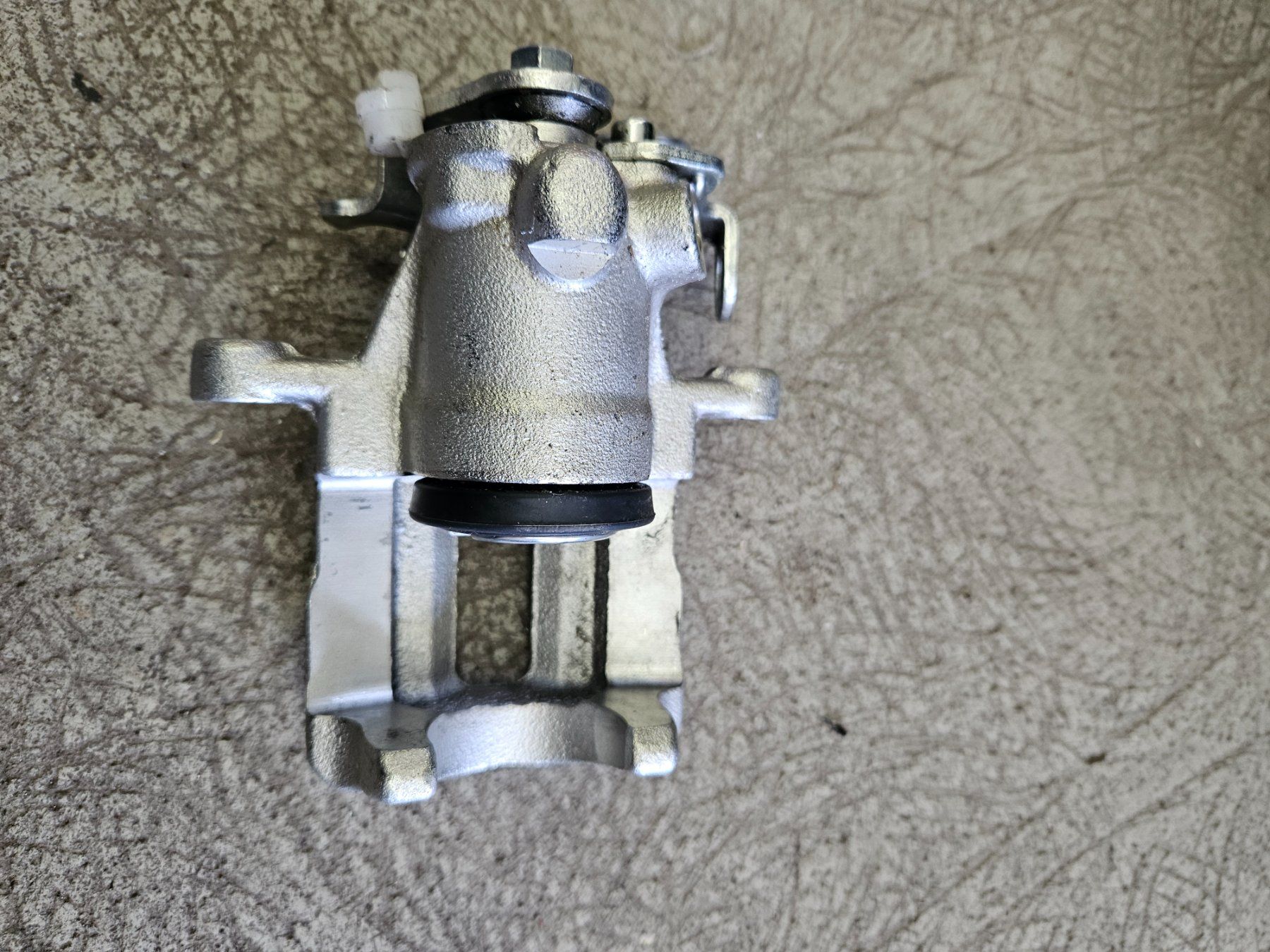 Audi Tutti pezzi di ricambio auto: Audi S4 b5 Bremssattel HR – Nuovo (secondo la descrizione) da Männedorf venduto da go-rs484 1