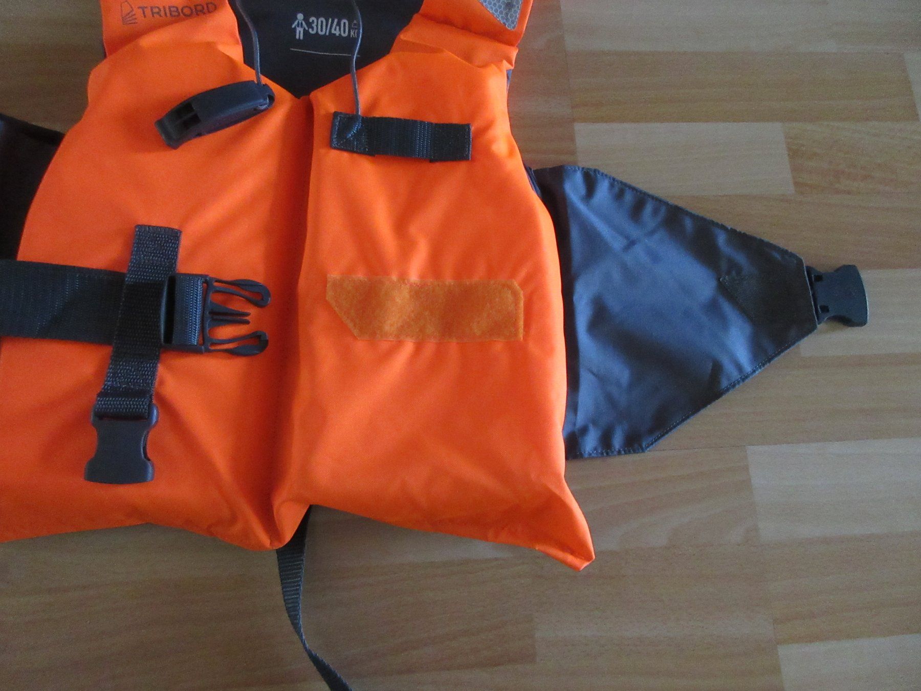 Decathlon Gilets de sauvetage: Kinderschwimmweste 30-40 Kg – D'occasion à Kaisten par renault015 1