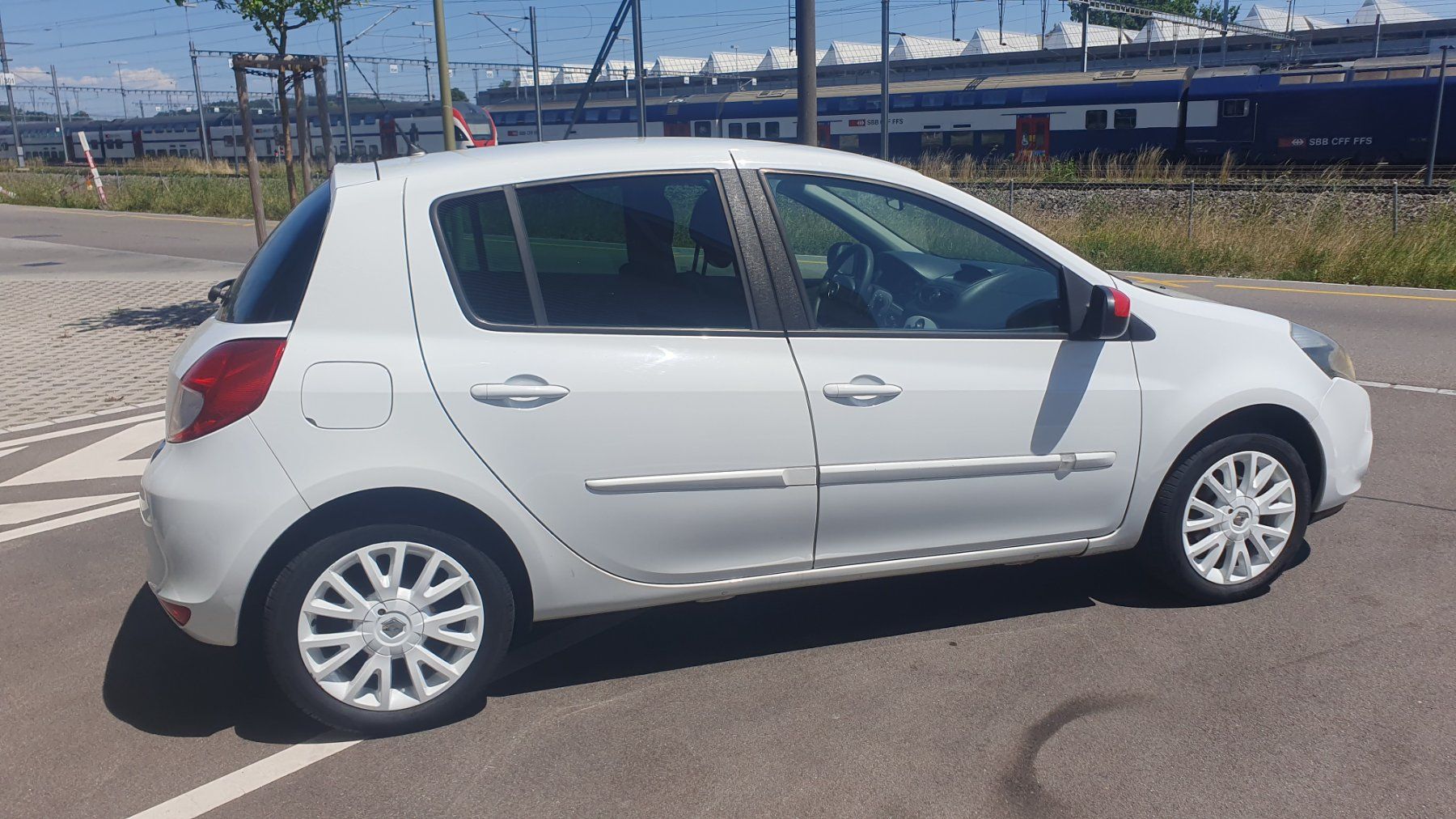 Renault Automobili: 2011 Renault Clio 1.2 Tce – Usato da Winterthur venduto da Bugsy71 3