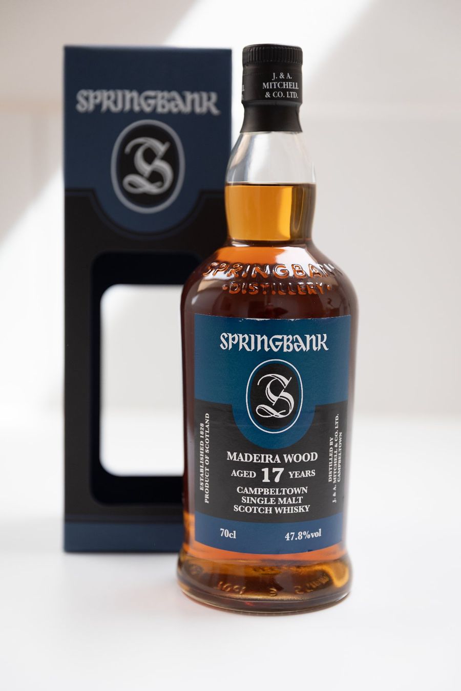 Springbank Bevande alcoliche: Springbank Madeira Wood 17 J – Nuovo e nell'imballaggio originale da Wigoltingen venduto da Kantano