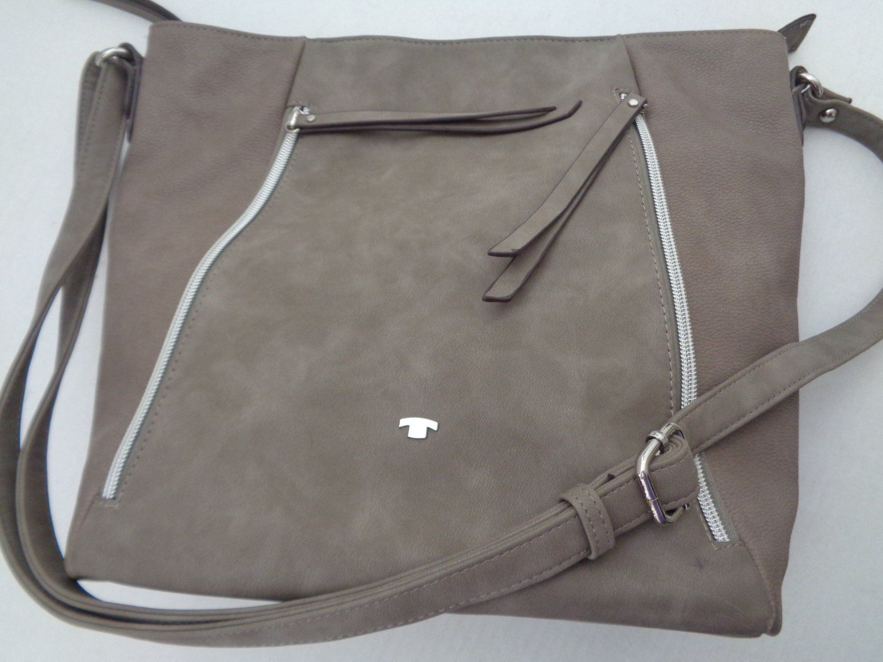 Tom Tailor Taschen für Damen: Umhängetasche - Tom Tailor Lederimitat – Gebraucht aus Chur von omonia 3