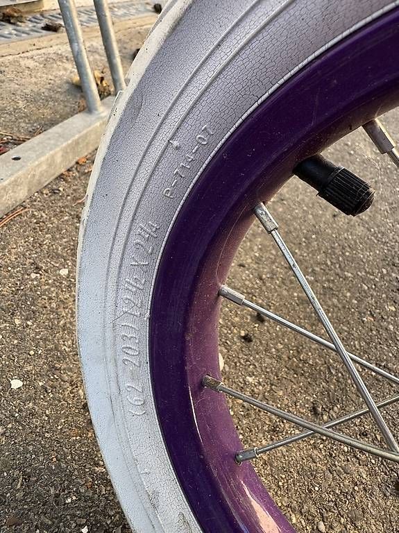 Vélos: Mädchen Lernvelo  – D'occasion à Hallau par KreativeMamaLehrerin 4