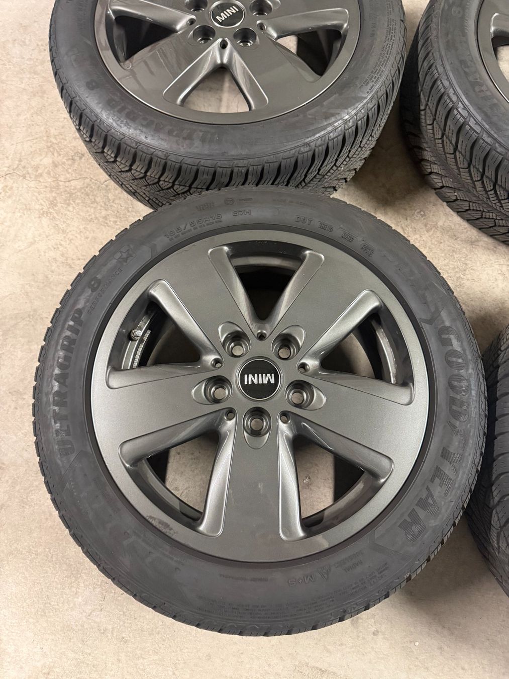 Mini Pneus & Kompletträder: Roues Mini Cooper – Gebraucht aus Romont FR von Thoma_bdn 4