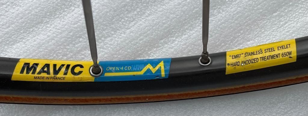 Campagnolo Pezzi di ricambio: Campagnolo Bahn-Vorderrad 26" mit Pneu – Usato da nürensdorf venduto da Sacha1313 2