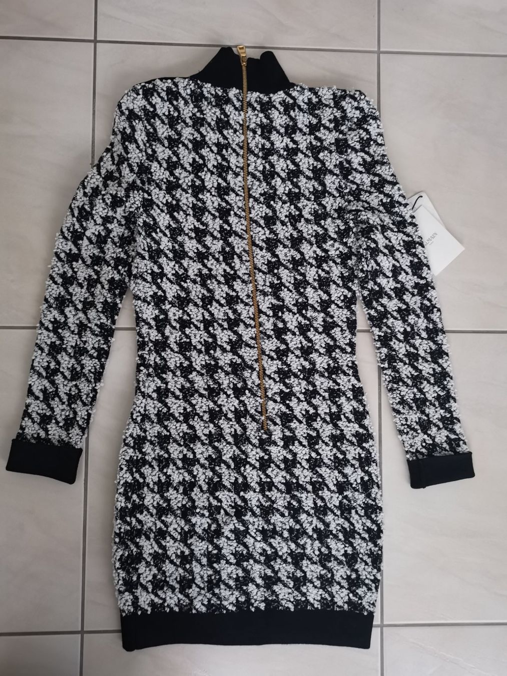 Balmain Vestiti: Balmain Mini Strickkleid 36 – Usato da Fehraltorf venduto da freeform2020 1
