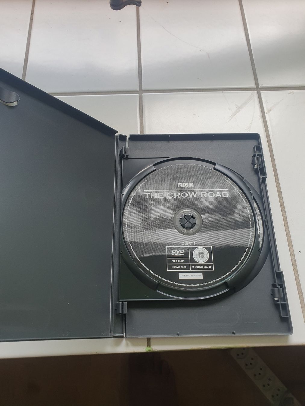 Tutti i DVDs: The Crow Road BBC DVD 2 Disc Set – Usato da Etoy venduto da SamuelausderSchweiz 2