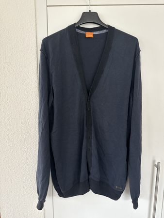Schöne Hugo Boss Orange Strickjacke