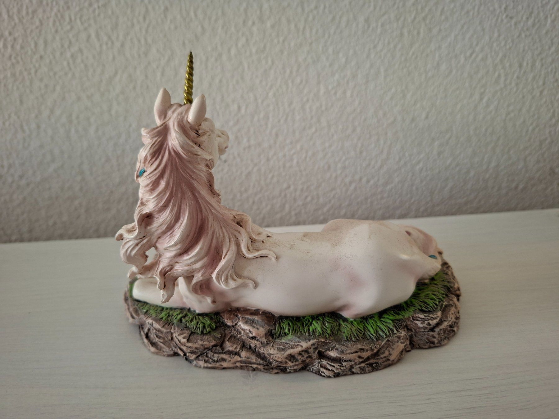 Figurines: Einhorn Figur liegend – D'occasion à Zürich par ladyshana84 2