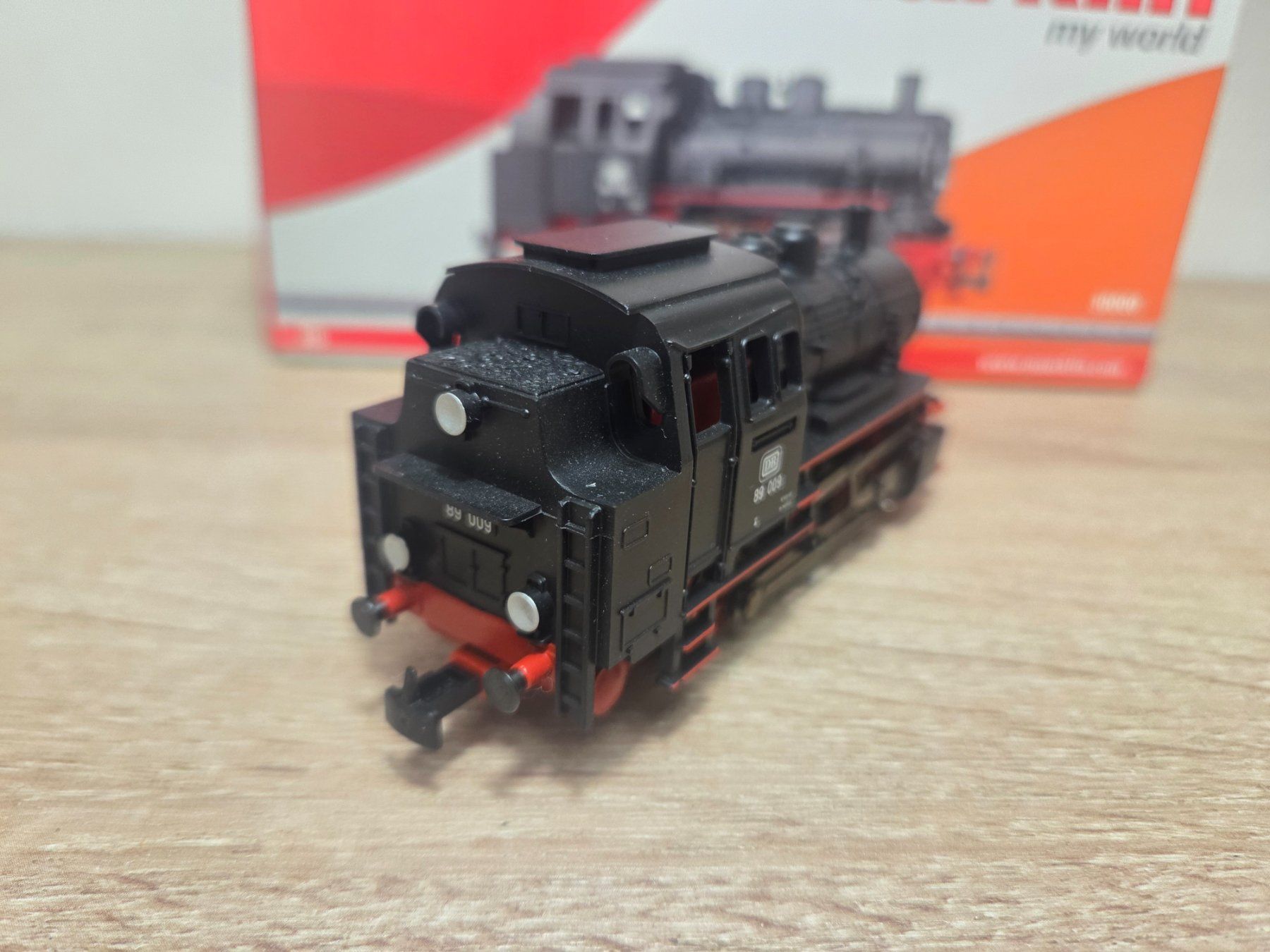 Märklin Modellini di ferrovie: Märklin 30000 Dampflok BR 89 DB Digital H0 – Nuovo e nell'imballaggio originale da St-Aubin-Sauges venduto da Lo_Go 3