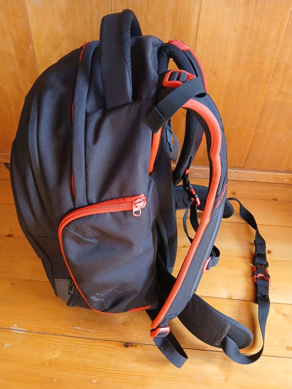 Satch Sacs & sacs à dos: Satch Schulrucksack Rot/Schwarz – D'occasion à Chur par Blackbook 3