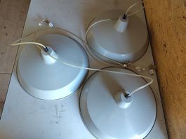 lampes industrielles suspensions grises