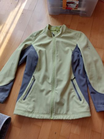 Übergsngs-Jacke soft shelGr 44