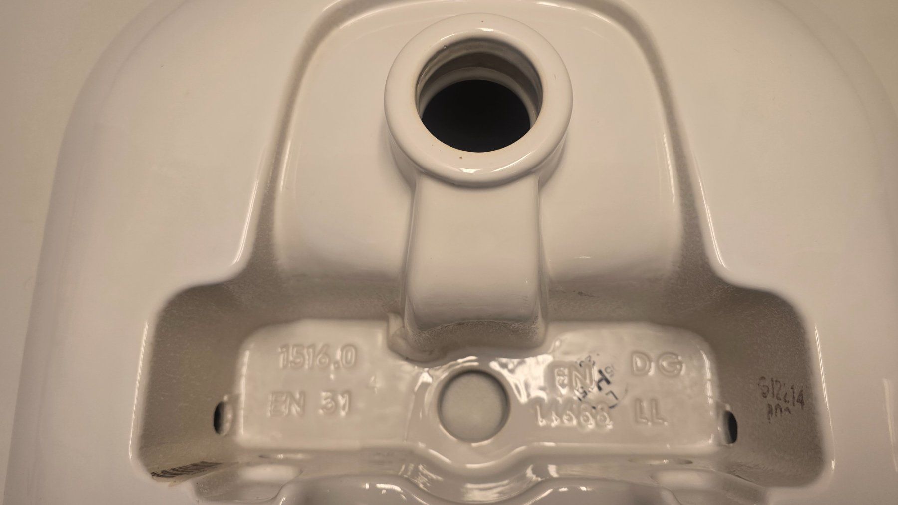 Lavabi & lavandini: Lavabo weiss mit Ablagefläche von Laufen – Nuovo (secondo la descrizione) da Zürich venduto da Bobesfee 7