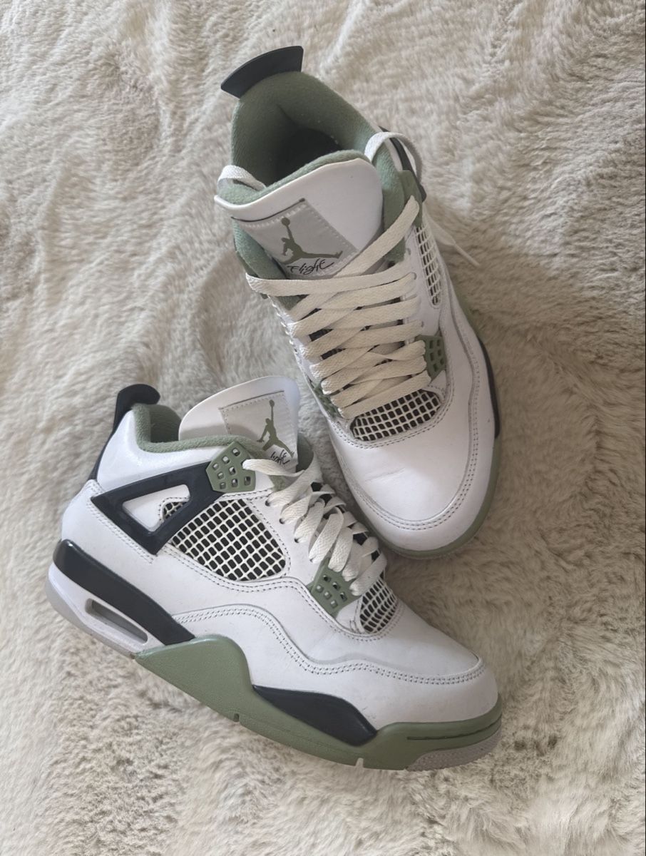 Jordan Scarpe da uomo: AIR JORDAN 4 SEAFOAM – Usato da Netstal venduto da Djukaxgajic01