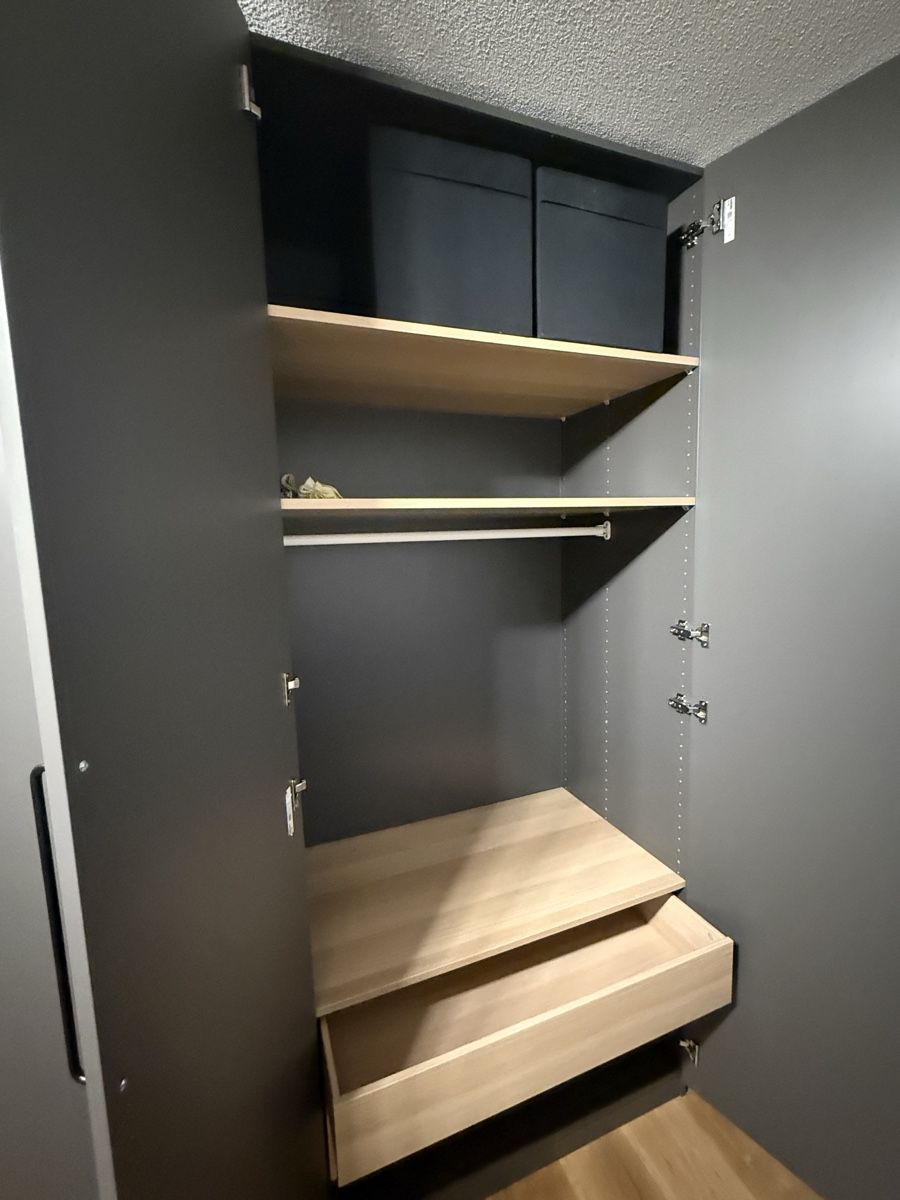 Ikea Schränke: PAX IKEA Kleiderschrank – Neu (gemäss Beschreibung) aus Ried b. Kerzers von metzger1980 4