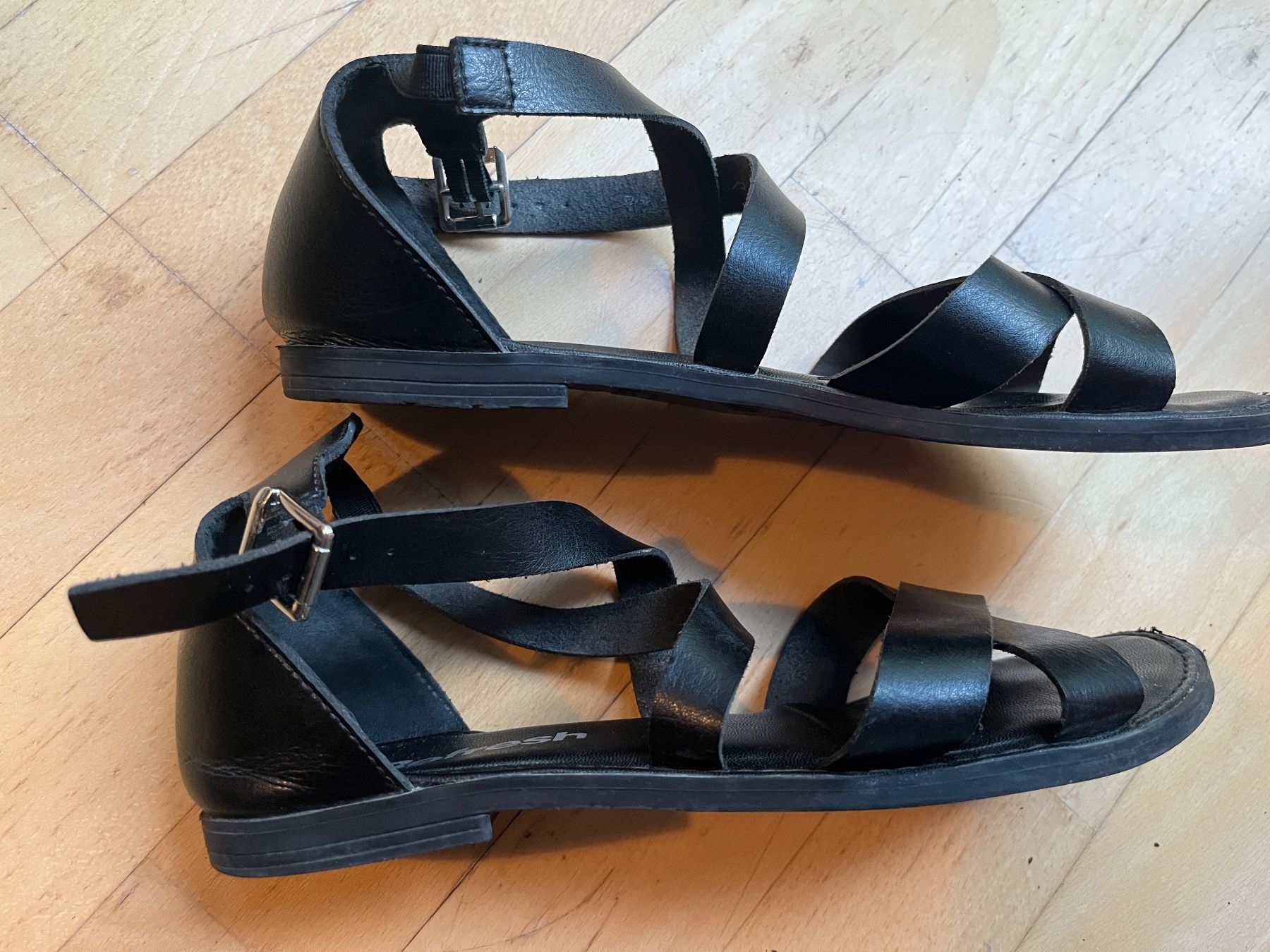 Scarpe da donna: Sandale schwarz Grösse 39 – Usato da Zürich venduto da mignonmignon 1