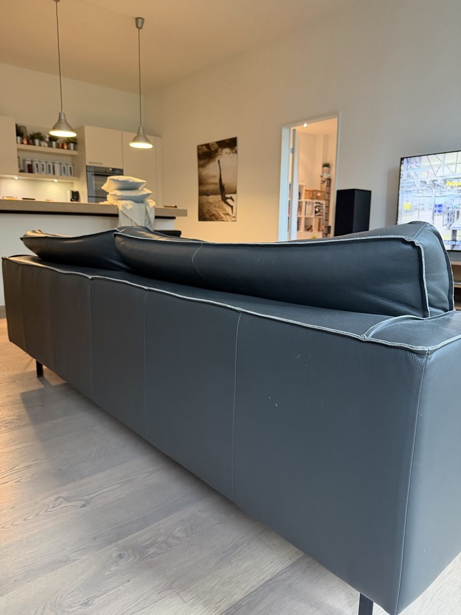 Interio Sofas: Interio TEXADA 3.5er Ledersofa – D'occasion à Richterswil par nomadturk 2