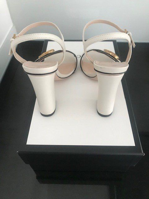 Gucci Scarpe da donna: Gucci Sandalen, Gr. 36 – Usato da Kilchberg venduto da boudoir076 2