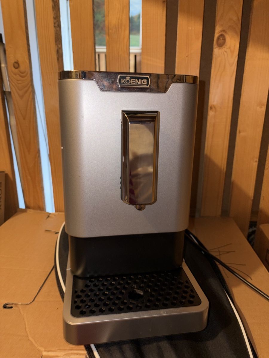 König Macchine per caffè & Macchine per espresso: Koenig Finessa Machine à café – Usato da Pully venduto da ari_78pk