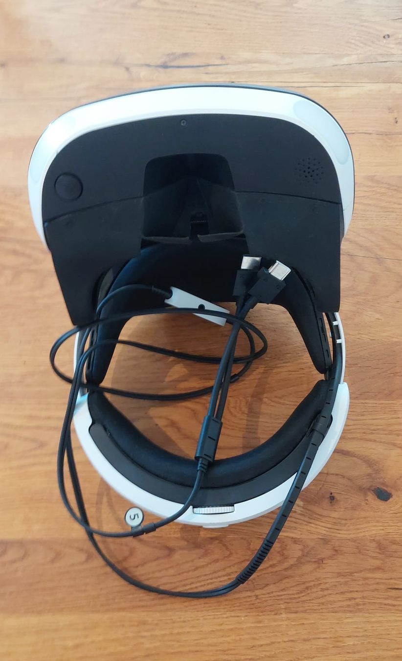 Casco VR: Set PSVR première génération  – Usato da Le Locle venduto da cor_l7nw 2
