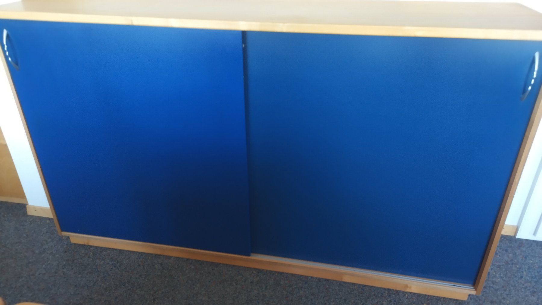 Cassettiere: Sideboard Schrank mit Schiebetüren – Usato da Zollikerberg venduto da Alasaka2013 7