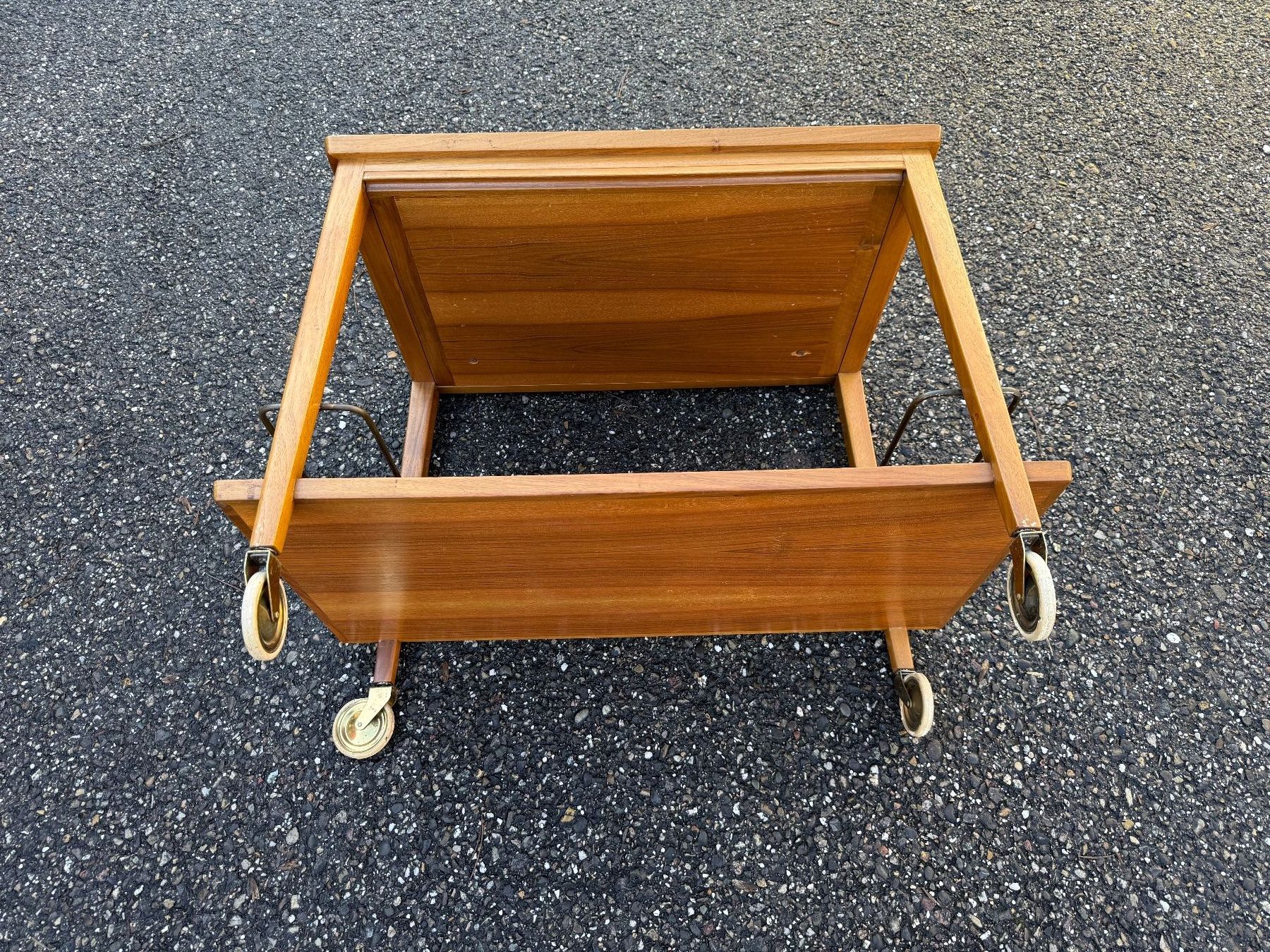 Servierwagen: Vintage Servierwagen / Barwagen – Gebraucht aus Zwingen von moje1 9