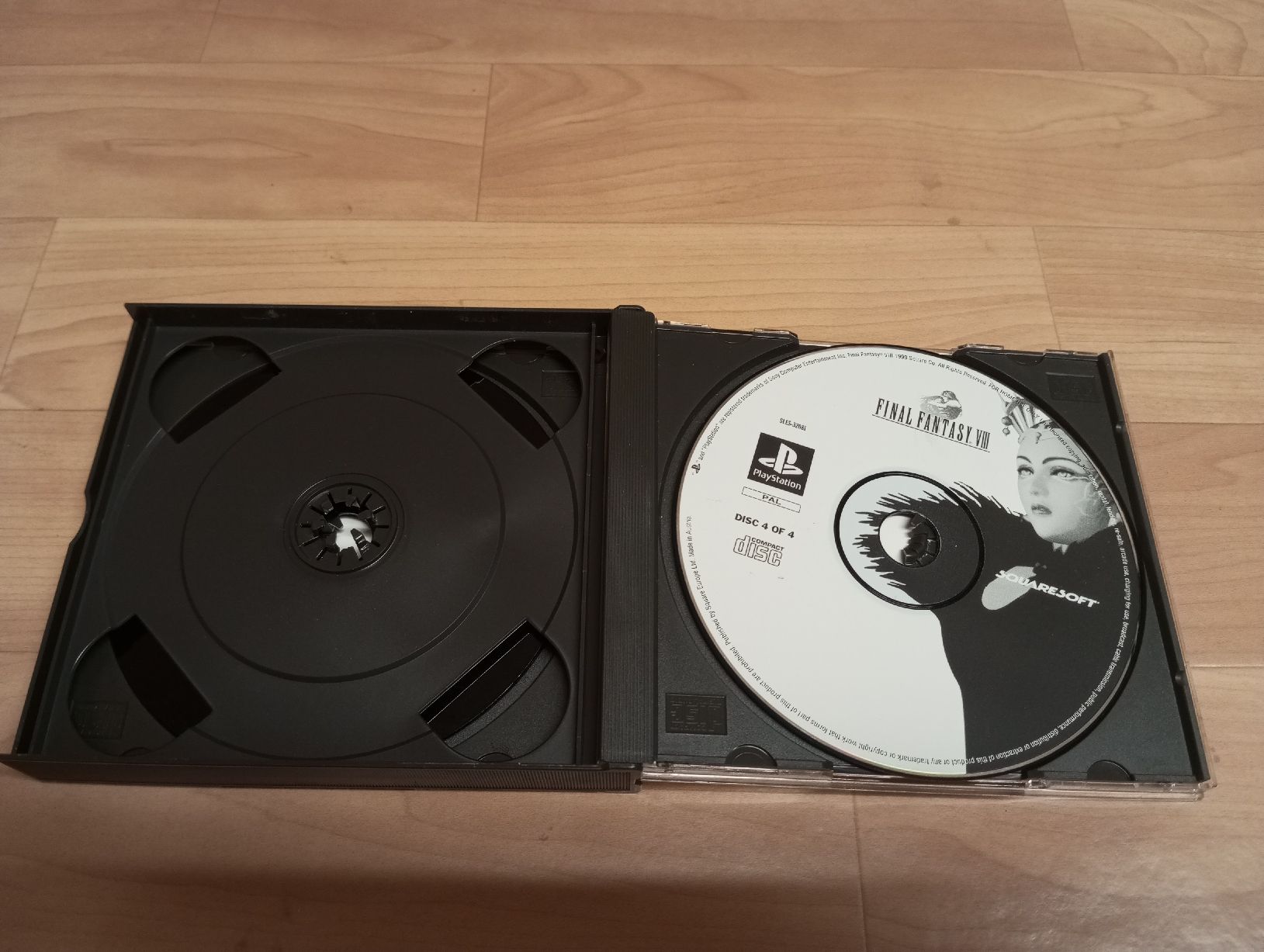 Sony Spiele: Final Fantasy 8 PlayStation 1  – Gebraucht aus Cottens FR von magnius01 2