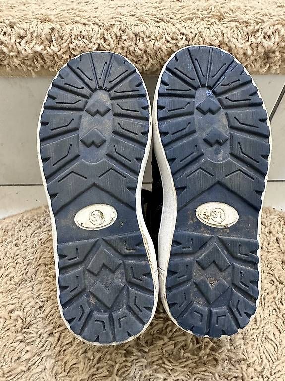 Scarpe per ragazzi: Schuhe Gr. 31 – Usato da Fehren venduto da Flugzeug1177 2